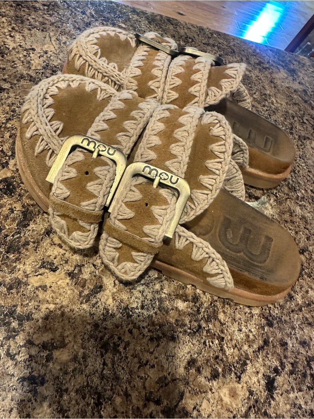 Mou Suede Buckle Slide Sandals in Tan & Cream